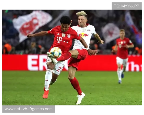 拜仁慕尼黑传导速度引爆前场配合